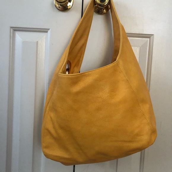 Michael Kors Leather Hobo bag - Picture 3 of 7